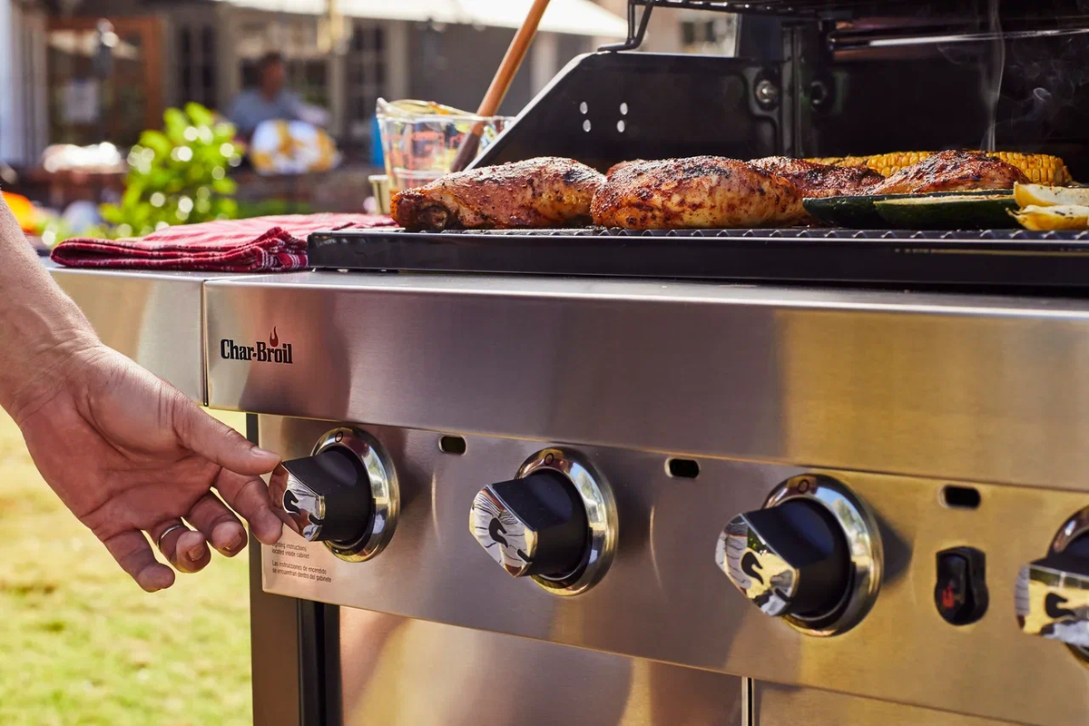 Газовый гриль от Char-Broil