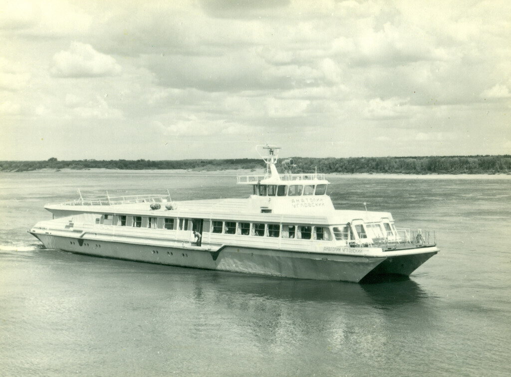 Р-104, "Анатолий Угловский" / Фото: Портал "Водный транспорт"