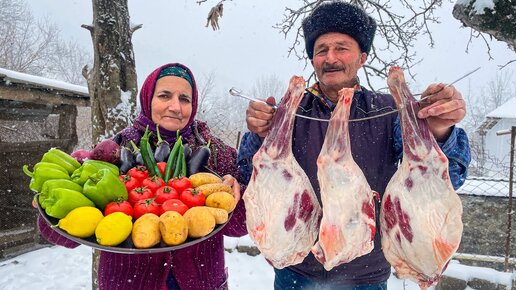 Семейный Зимний Ужин из Бараньих Ножек с Овощами в Тандыре