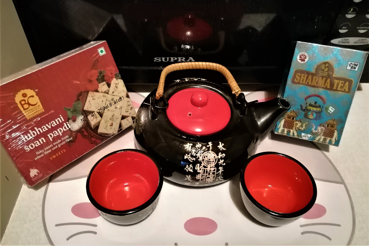 Приятное чаепитие за 100 рублей - штрудель с яблоками и бантики с ...