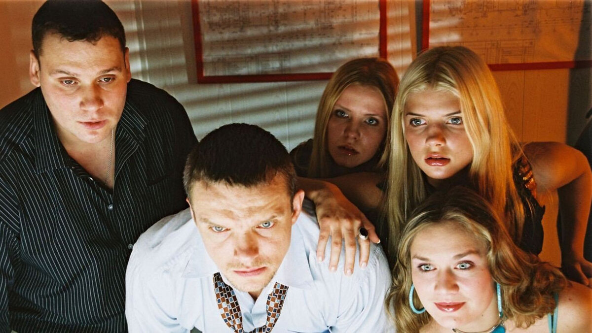 Фрагмент из фильма "Мама не горюй 2" 2005г.