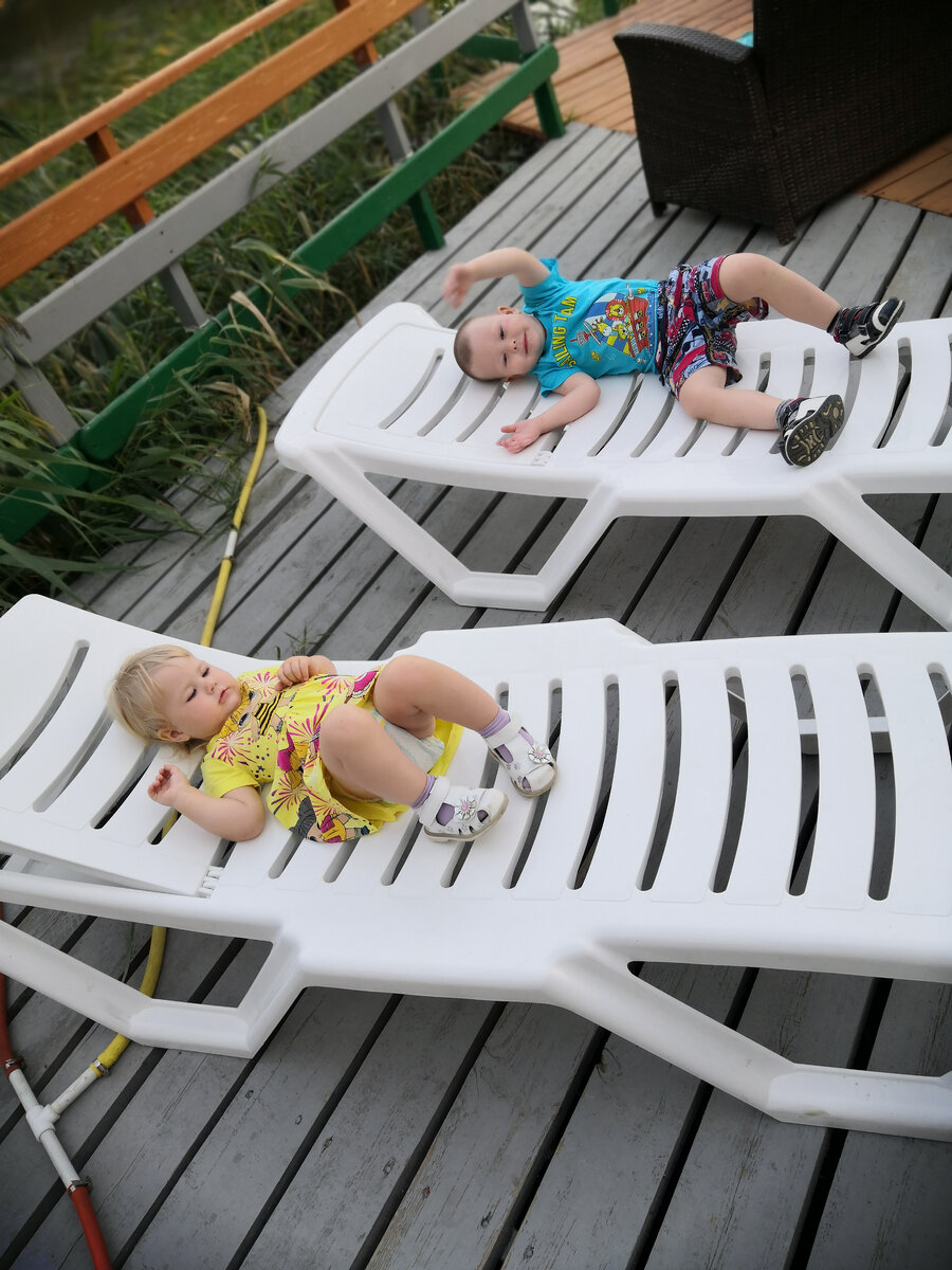 Это фото с первого нашего совместного отпуска