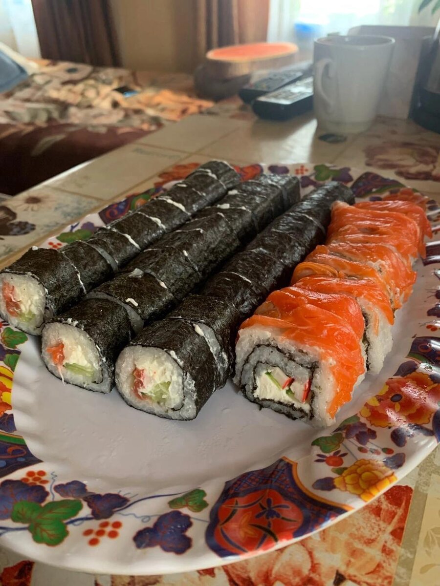 Готовил роллы хотя даже не умею. получилось вкусно.
