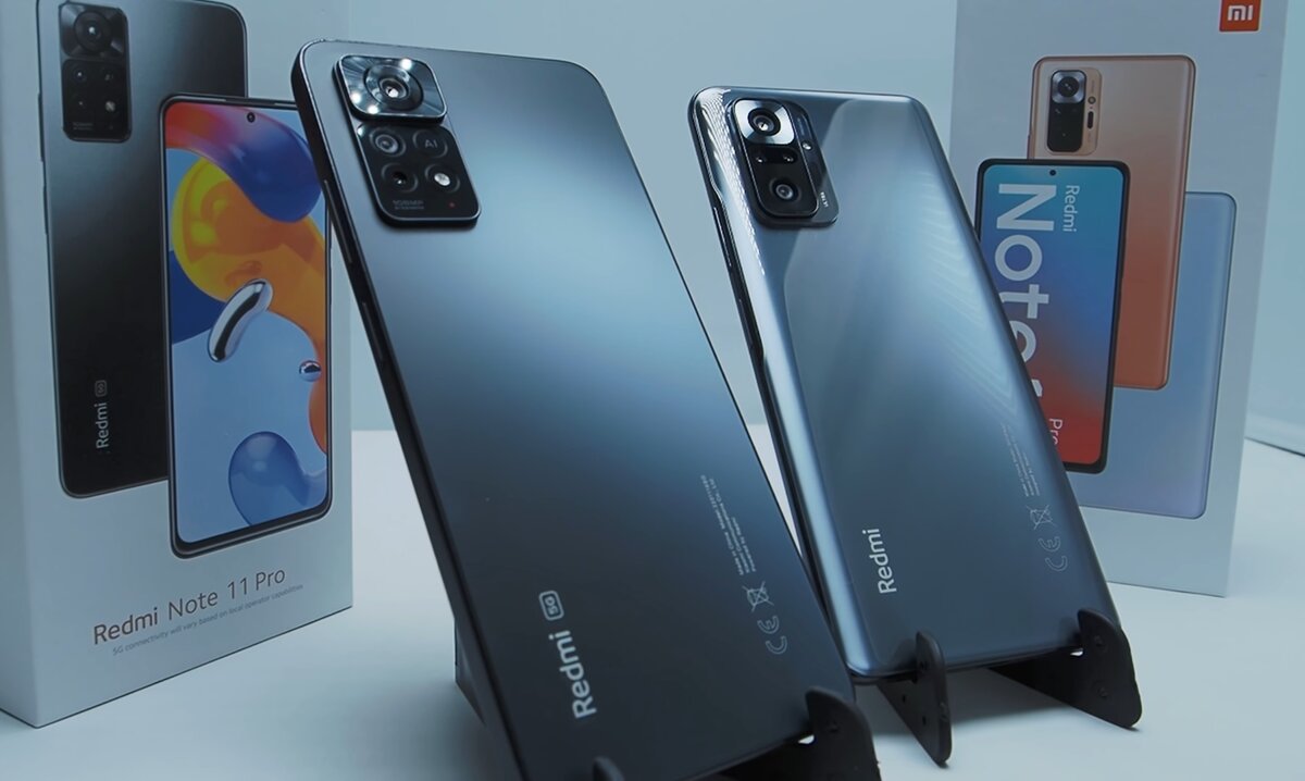 Redmi Note 11 Pro – слева, Redmi Note 10 Pro – справа. Фото: YouTube-канал Quke.ru