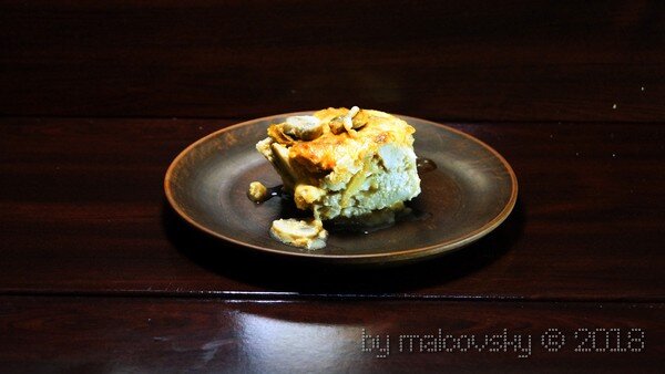 Куриные грудки с шампиньонами и сливками в духовке