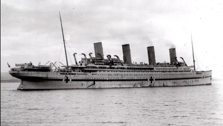 Информация  взята из издания Ивана Кудишина "Титаник" самый знаменитый корабль в истории.