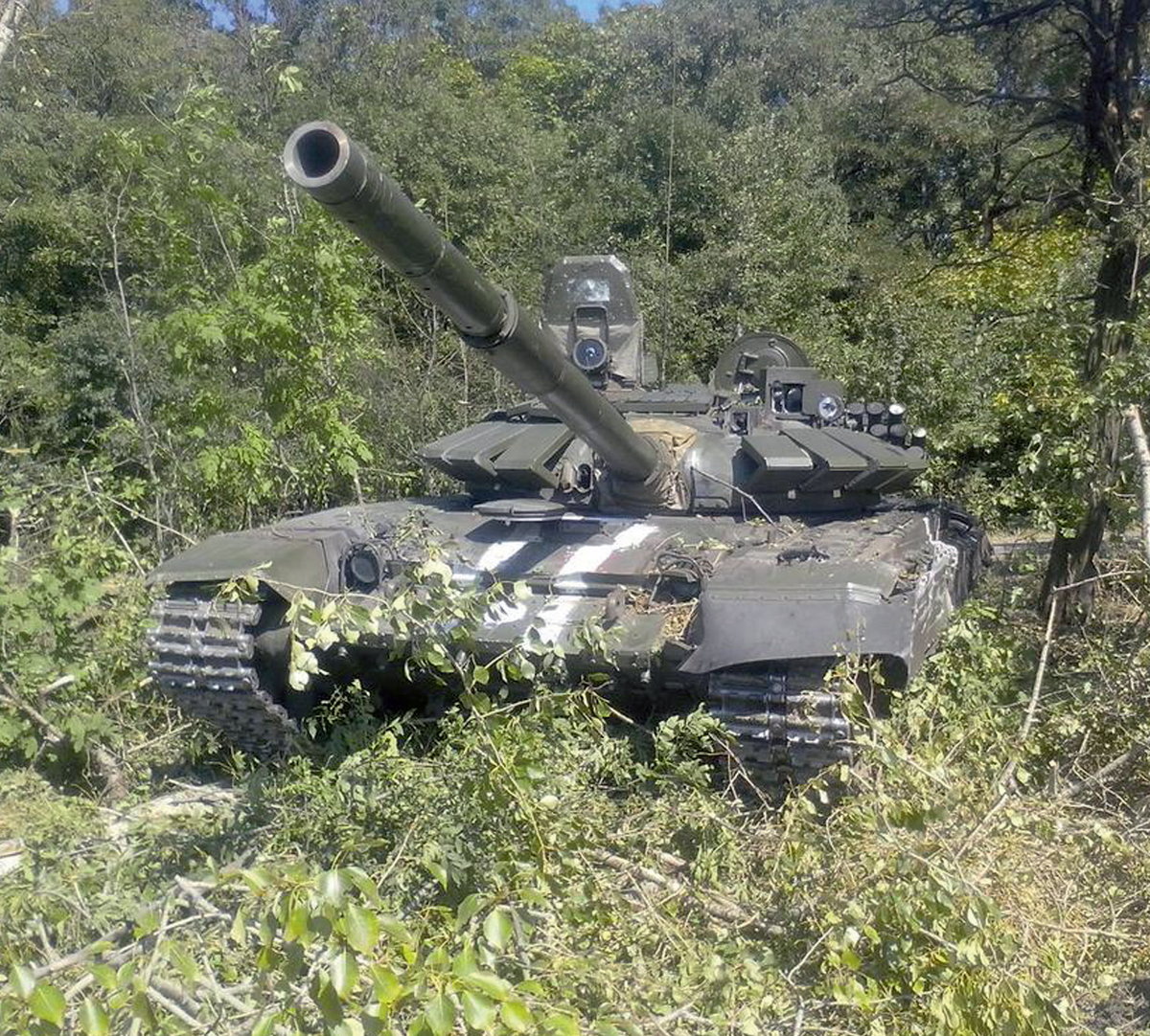 С сайта https://www.putin-itogi.ru/putin-voina/ Захваченный на Донбассе танк Т72 Б3, который состоит на вооружении только ВС РФ