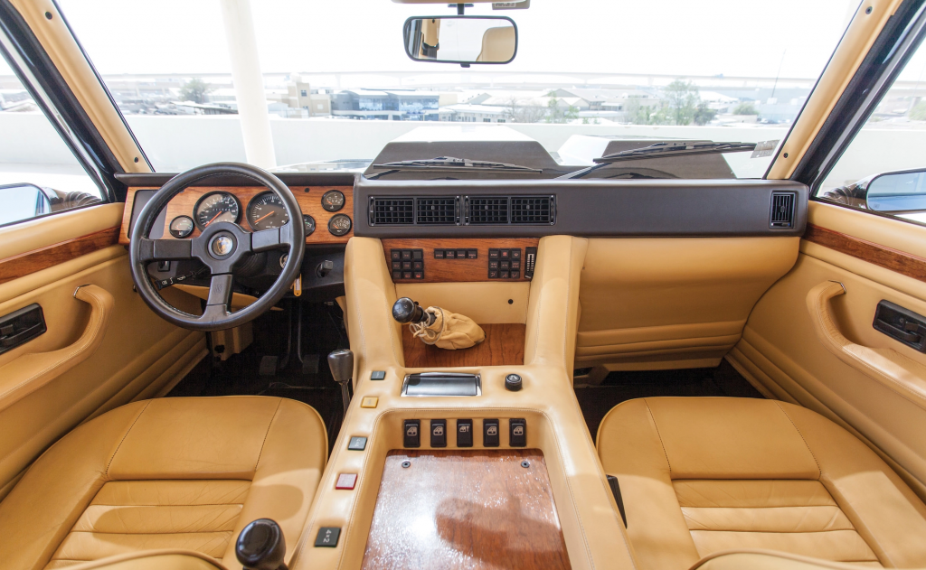 Lamborghini джип lm002 салон