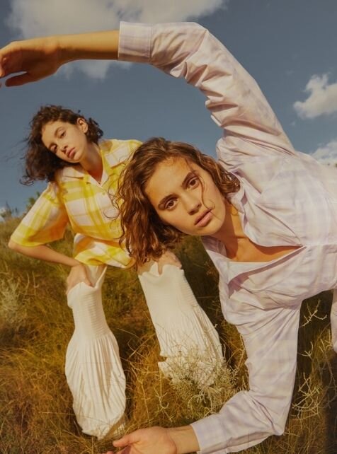 Редкое общение и отсутствие инициативы