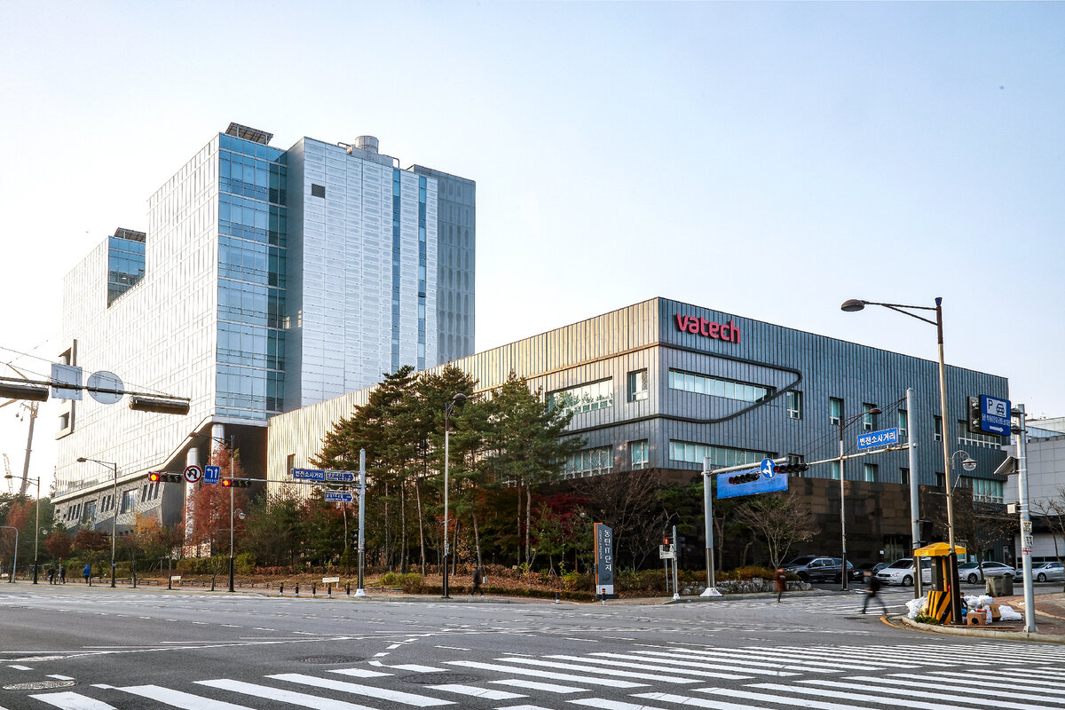 Vatech Co., Ltd, Seoul, Korea.