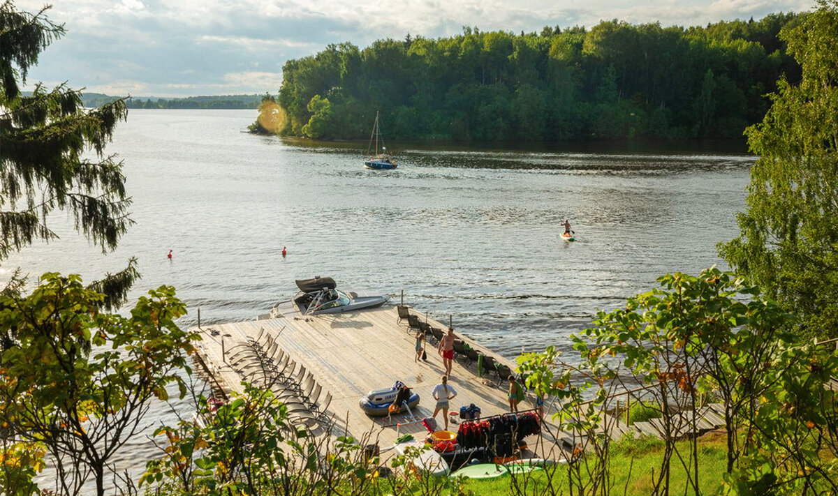 Глэмпинг на Пестовском водохранилище