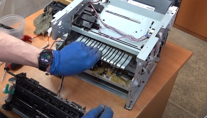 Фото 141. Устанавливаем картридж