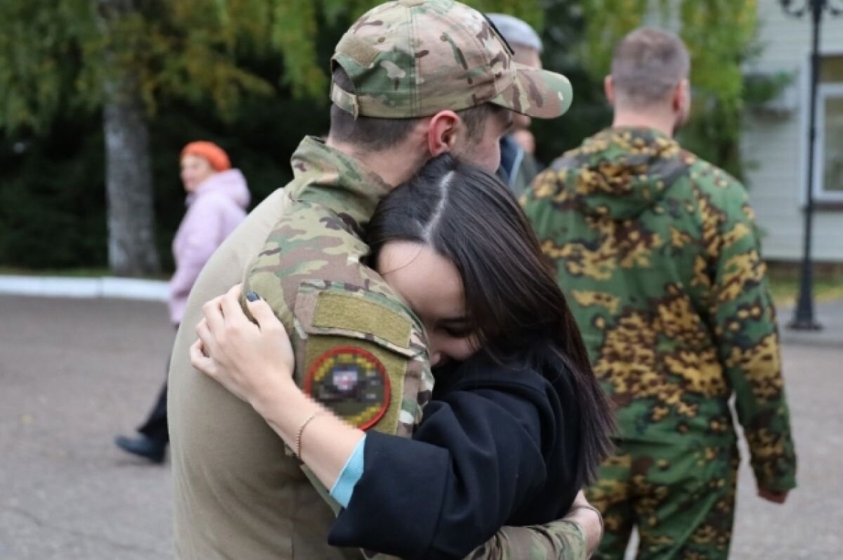    Родные и близкие росгвардейцев ждали их возвращения несколько месяцев.