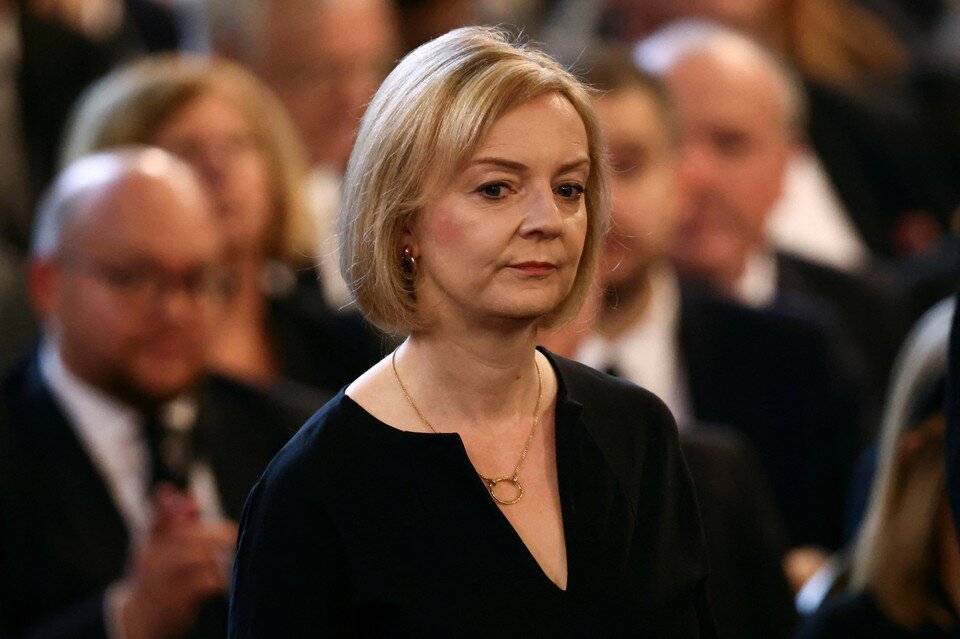     Британские консерваторы потребовали отставки Лиз Трасс  REUTERS