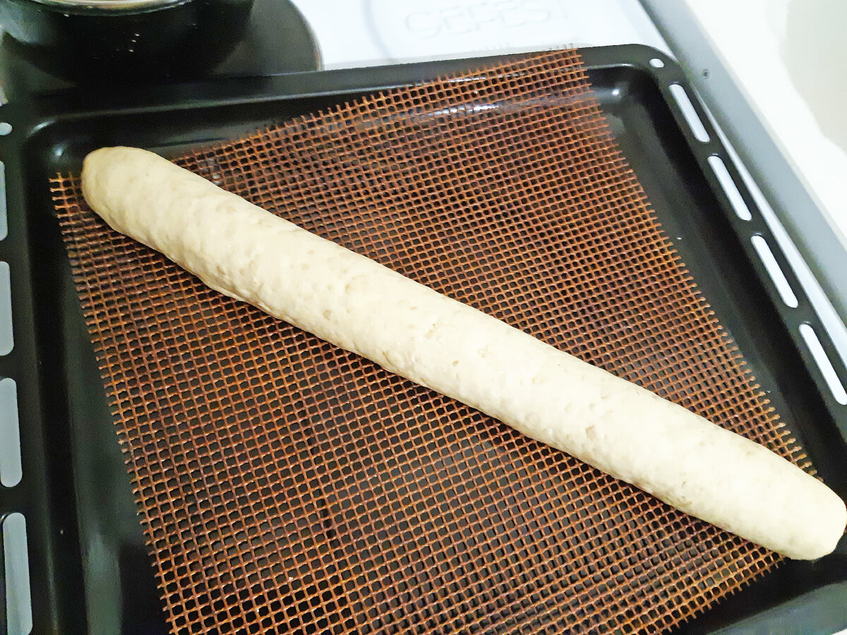 Всего 44 см. На настоящий багет не тянет)