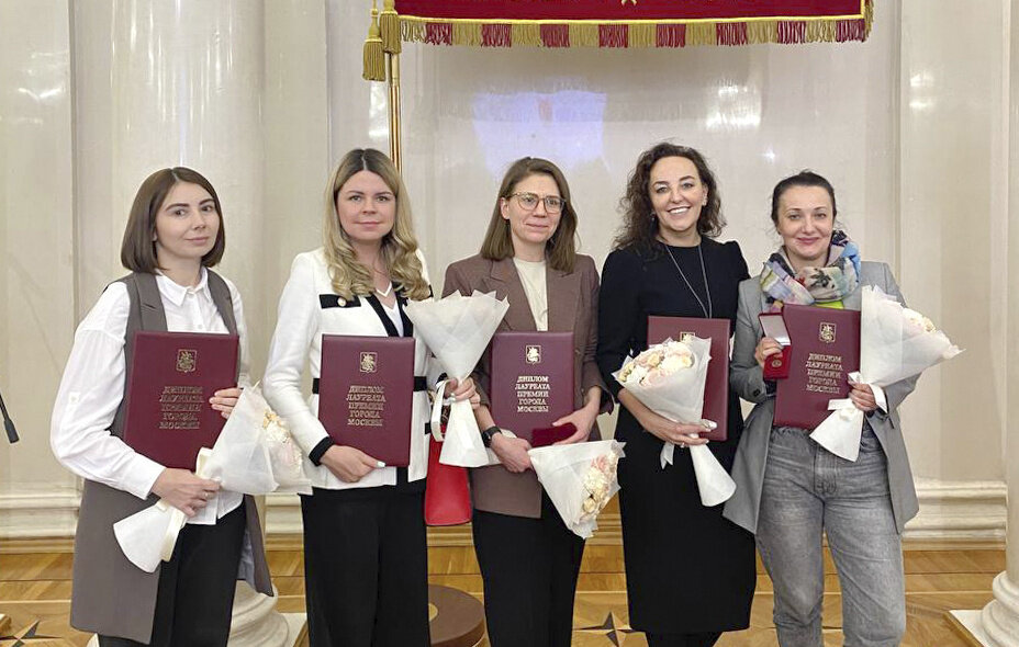    Заместитель руководителя отдела - руководитель группы по работе с мультимедиа отдела новостей редакции сайта tass.ru Марина Староверкина, руководитель отдела "Потребительские рынки и телеком" редакции экономической информации Виктория Сойко, руководитель отдела продвижения в социальных сетях Евгения Нарушева, руководитель редакции экономической информации Евгения Соколова, руководитель направления "Жилье и городская среда" редакции партнерских проектов Елена Мишина  ТАСС