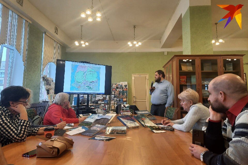     Над изданием трудились геологи, ботаники, зоологи, краеведы и природоохранники. Наталья ЛОБАНОВА