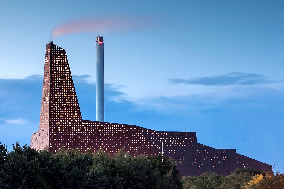 
Завод по энергоутилизации в Роскилле, Дания