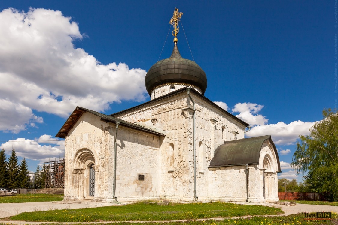 Георгиевский собор XIII в.