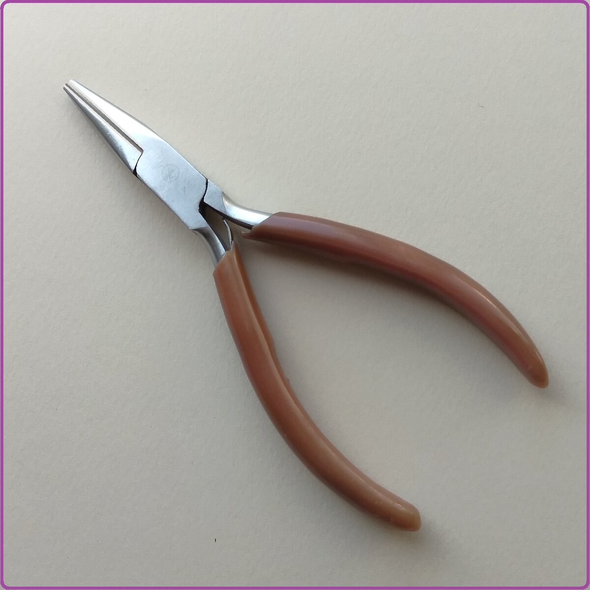 пассатижи tl 13a. поломанные плоскогубцы. пассатижи макет реклама картинка в работе. пассатижи skrab 22262. любимый инструмент пассатижи.