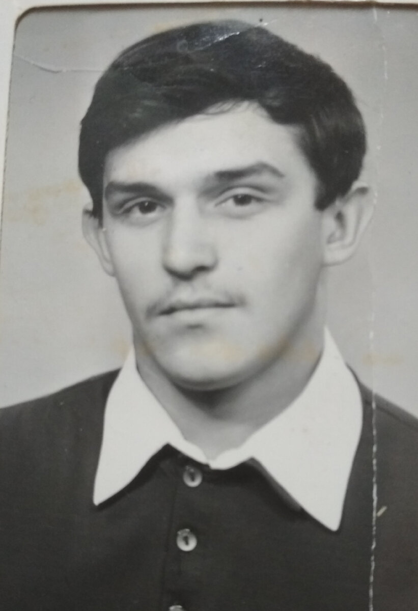 Это Володя