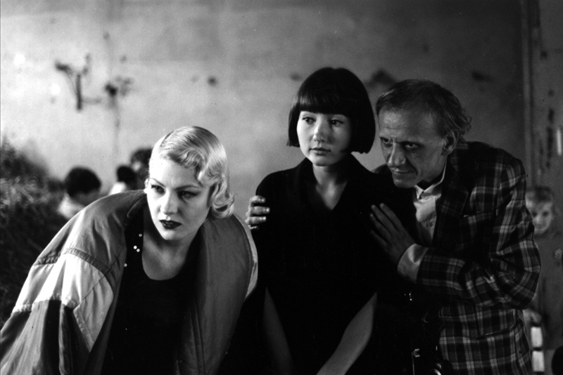 Кадр и к/ф «Увлечения», режиссер Кира Муратова