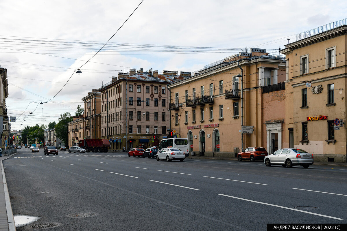 Каким был Петербург в прошлом и каким стал сейчас? 8 снимков района Охта в  формате 