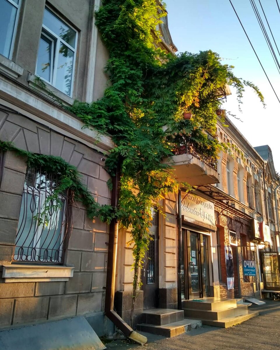 На улицах Владикавказа (сентябрь 2018 года)