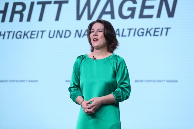    Анналена Бербок (сс) Sandro Halank, Wikimedia Commons