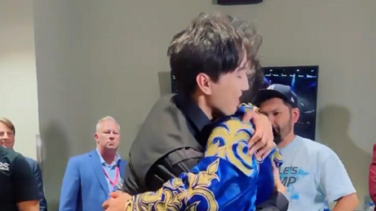    Димаш Кудайберген и Геннадий Головкин:instagram.com/kudaibergenov.dimash