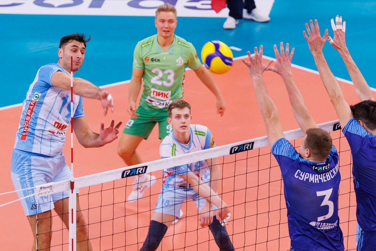 Цветан Соколов в атаке / фото: vcdynamo.ru