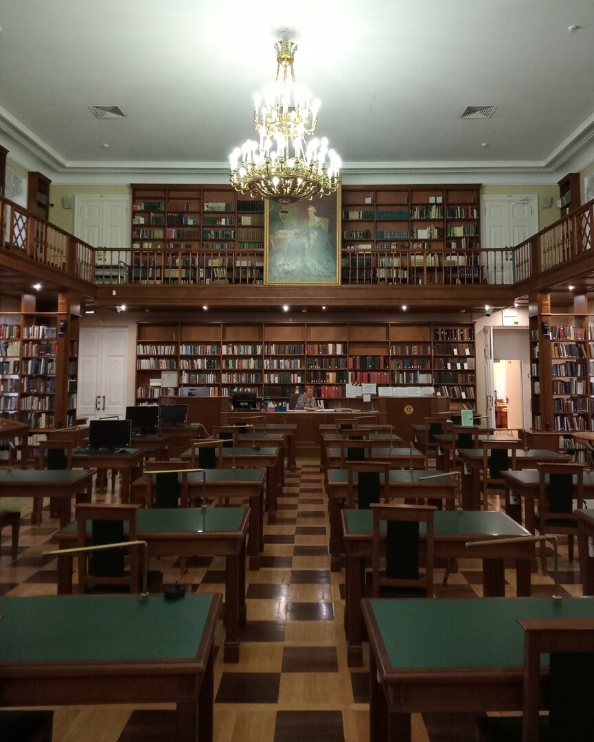 Отдел редких рукописей (Румянцевский зал) в Доме Пашкова, Российская государственная библиотека. Фото автора.