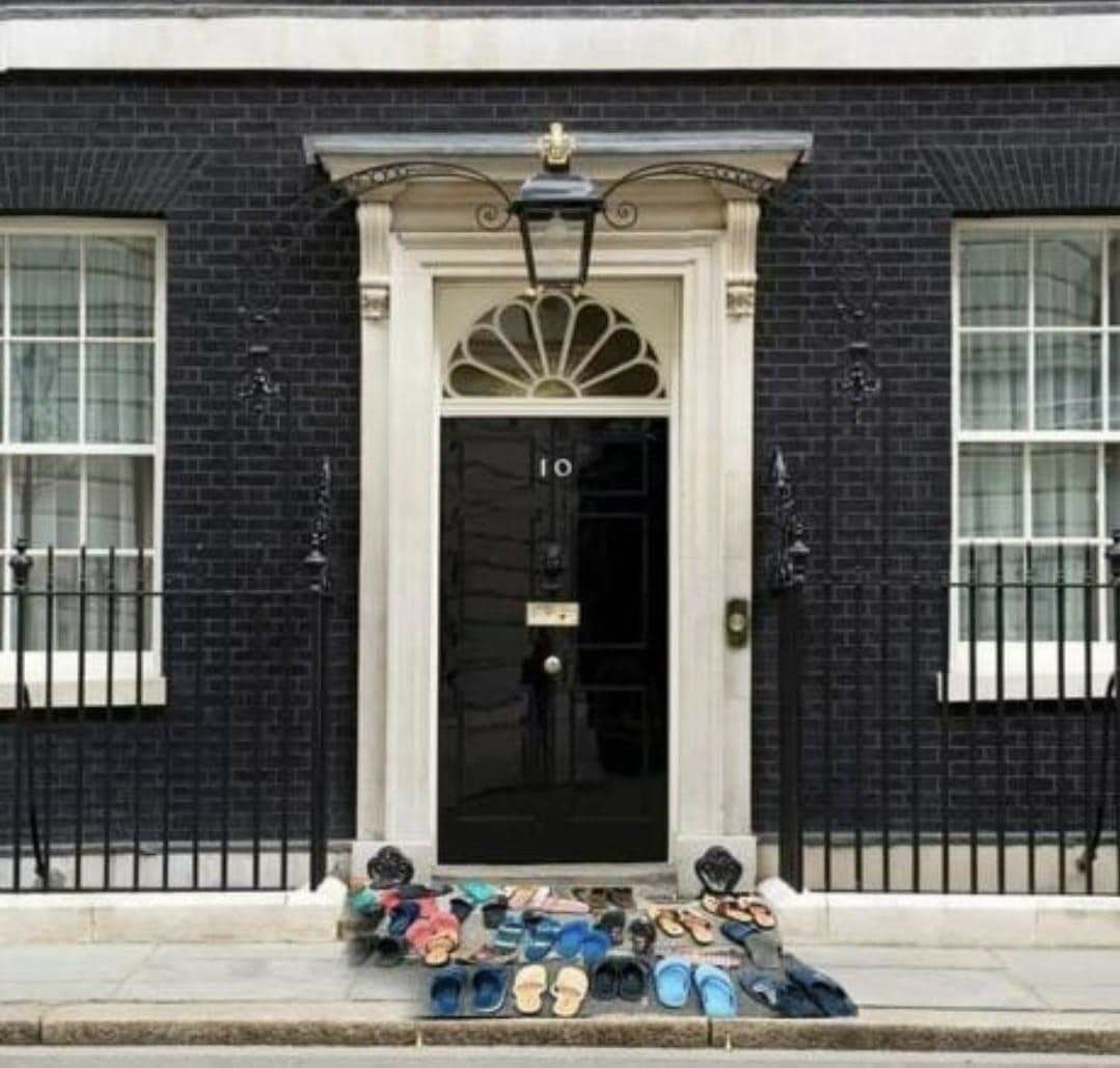 мем, как будет выглядеть теперь перед домом ПМ