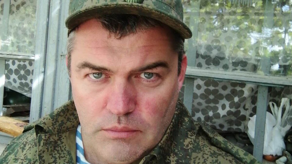 божанов фото актер