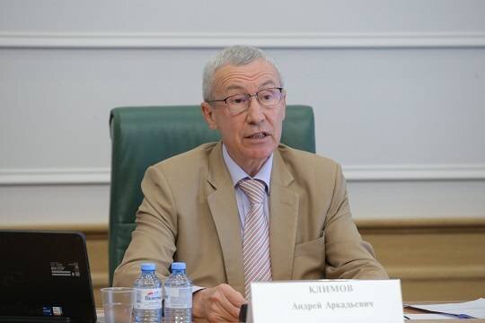    В Совфеде призвали к адекватным ответным мерам в отношении Великобритании