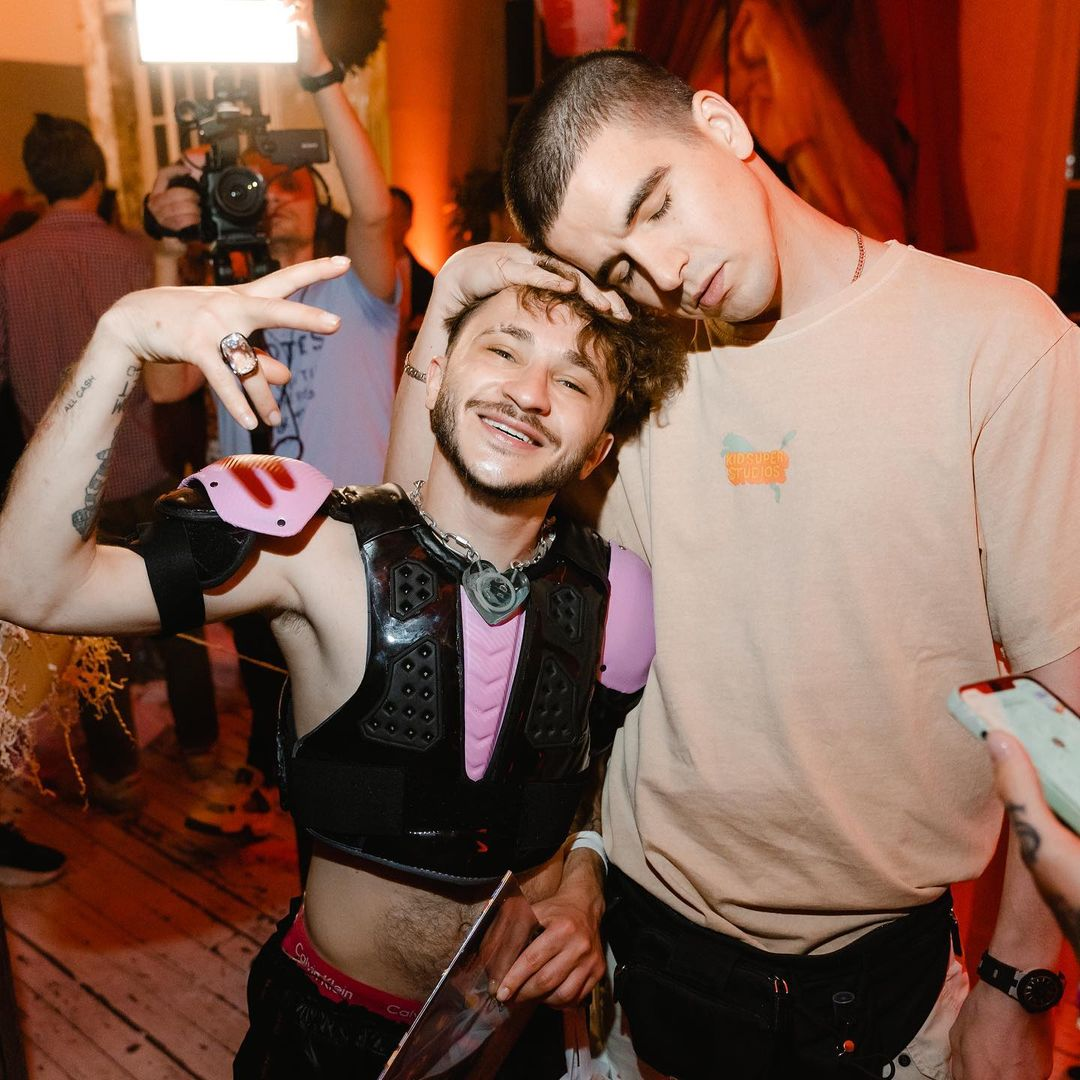 эльдар джарахов. ян яныч версус. джарахов подрался на свадьбе. джарахов был на вечеринке. джарахов 2021.