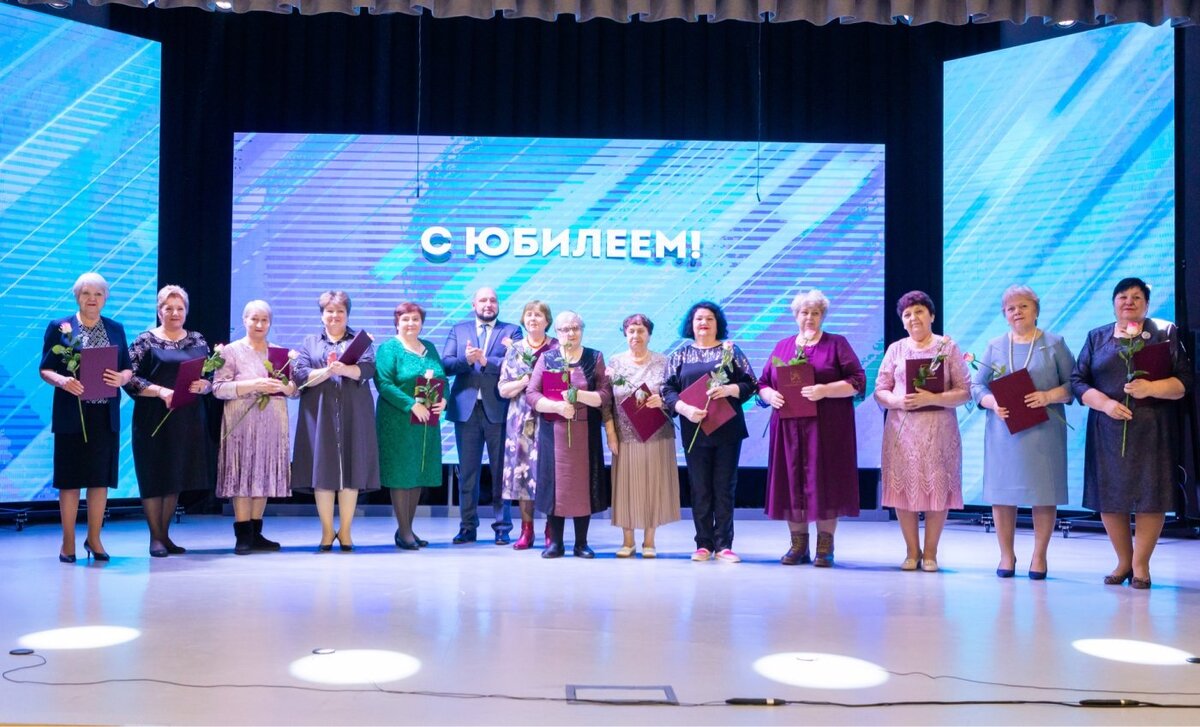    Школа в поселке Барсово отметила полувековой юбилей