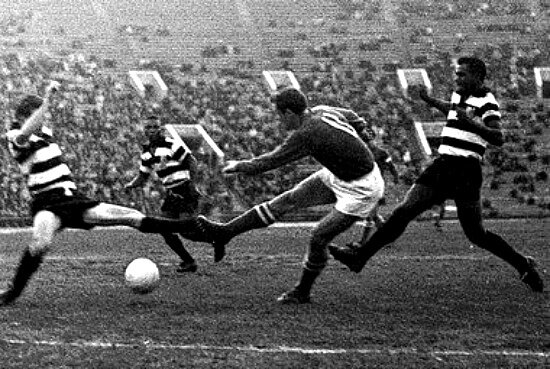 СССР( сб. клубов) -  "Пирасикаба" - 2:0.