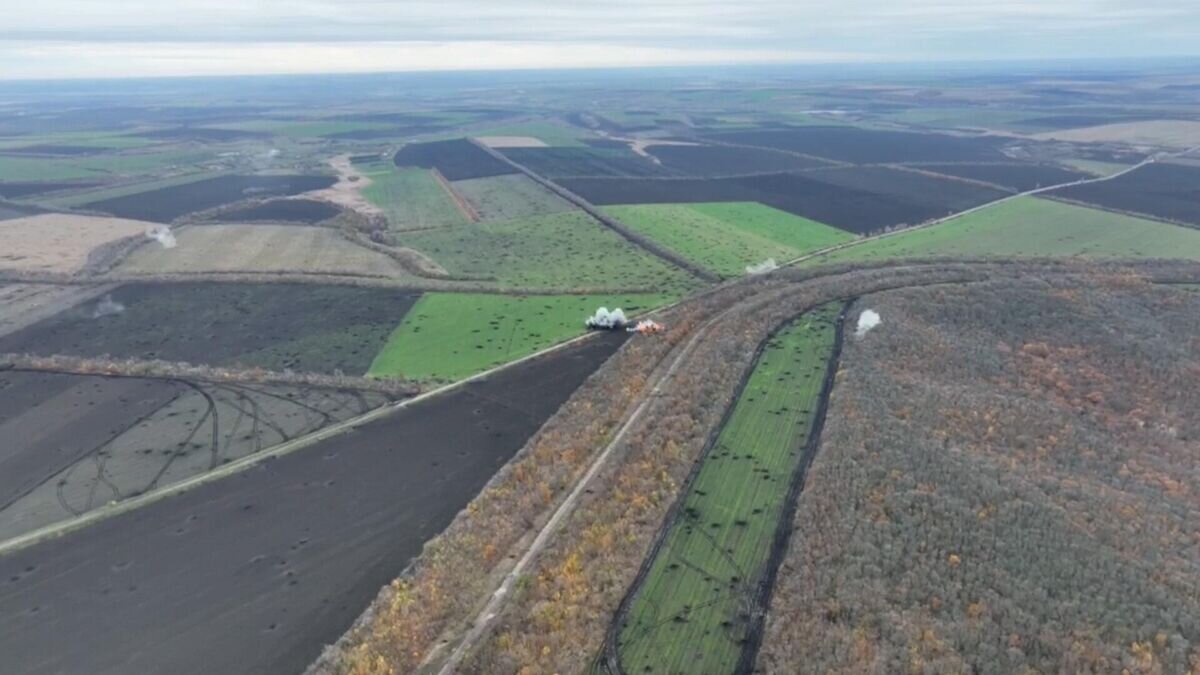    Работа огнеметной системы "Солнцепек" по опорному пункту украинских войск© РИА Новости