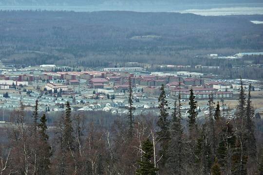    Российским дипломатам не разрешили возложить цветы к могилам советских лётчиков на Аляске