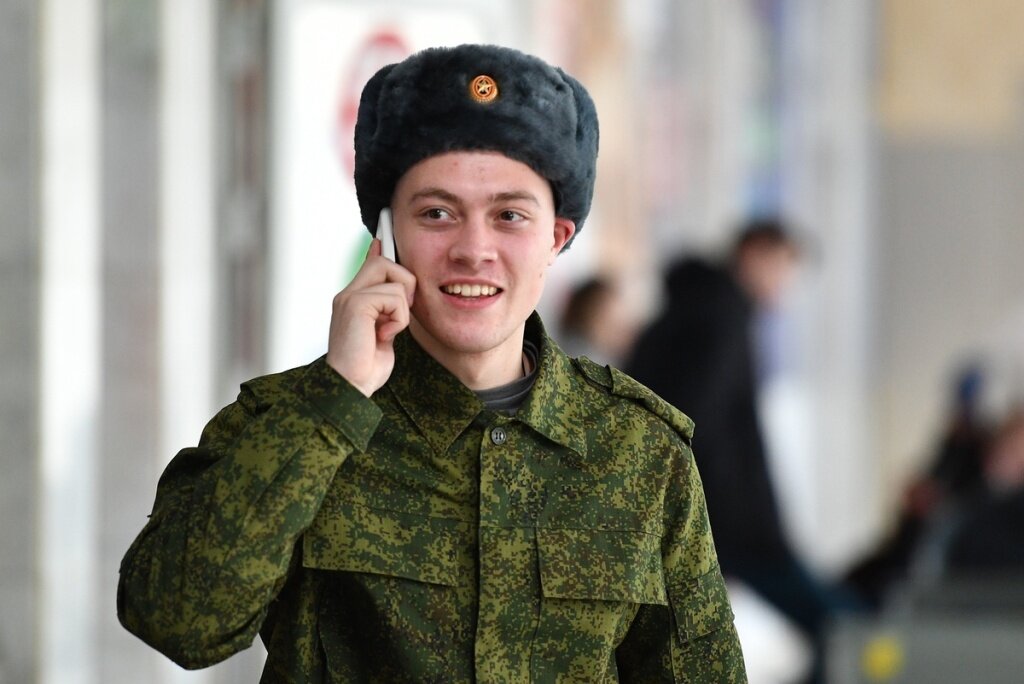 Военнослужащие Тверской области могут задать вопросы заму по РВСН