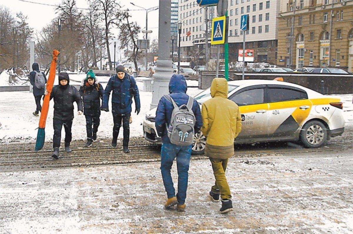    На дороге все равнозависимы: и водители, и пешеходы