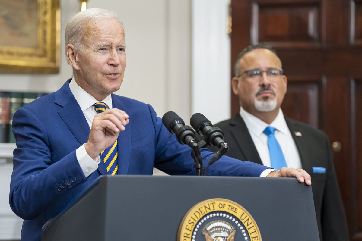    Фото: Joe Biden's official twitter Владислав Кава