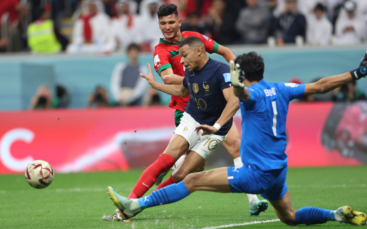 И все-таки Мбаппе против Месси! Как Франция перемолола неуступчивых  марокканцев и вышла в финал ЧМ-2022 на Аргентину | Плеймейкер | Дзен