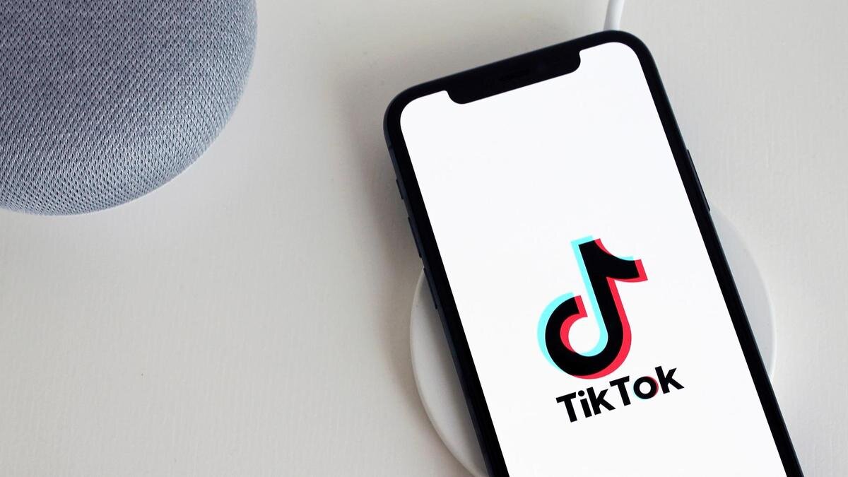    Логотип TikTok на экране смартфона:pixabay.com