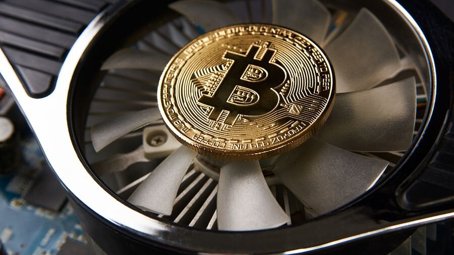 В отчете Совета по майнингу утверждает, что в прошлом квартале до 56% вычислительных мощностей в сети биткоина вырабатывались с использованием источников энергии.