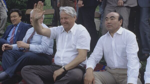 Ельцин и Акаев