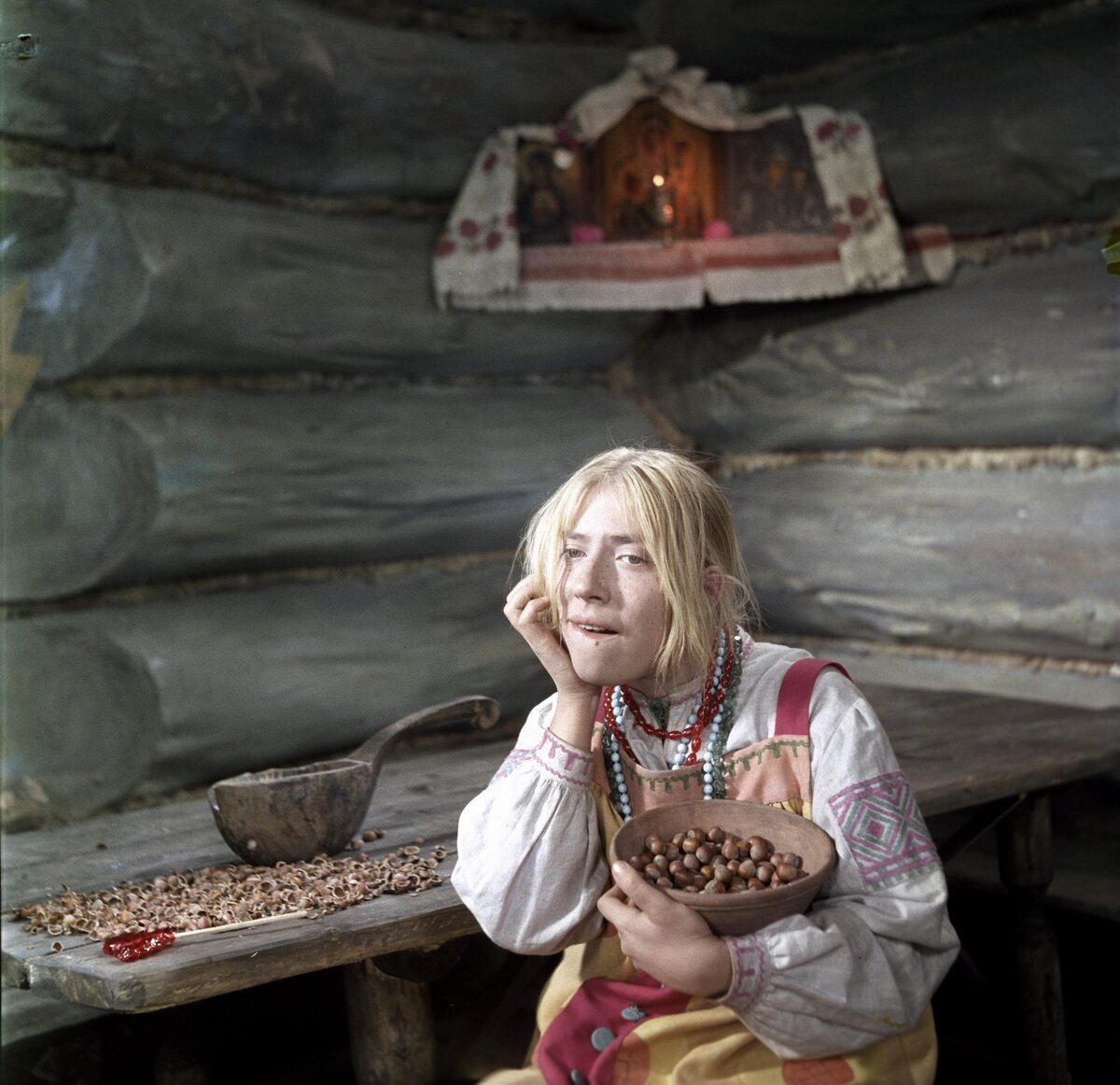   Инна Чурикова в роли Марфушки