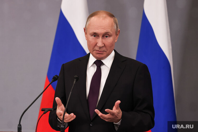    Президент России Владимир Путин победит на Украине, если выстроит координацию российской армии