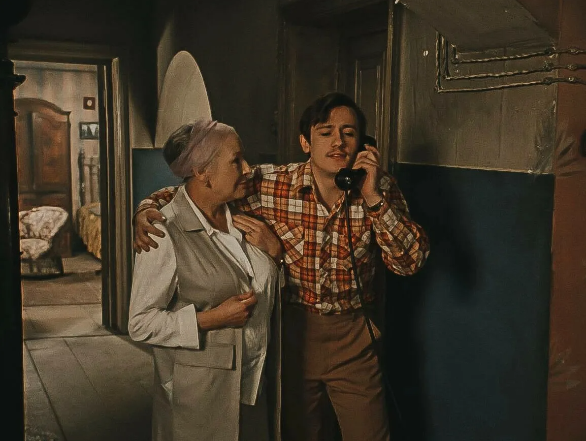 Кадр из фильма «Покровские ворота»